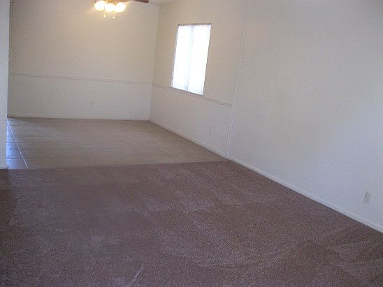 4th image of 4294 Cloverdale Ave