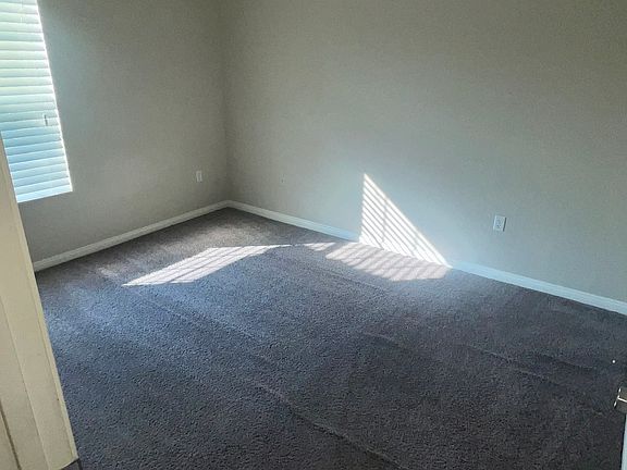 #GuardianRealy 231 W Horizon Ridge Prkwy #424 Henderson NV 89012- Bedroom_09102024