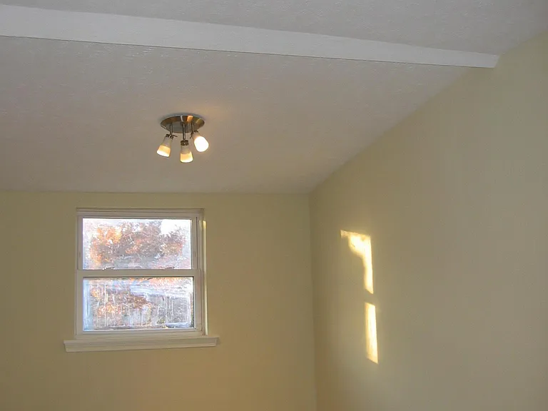 1432 Elmwood Ave #UP — Photo 15