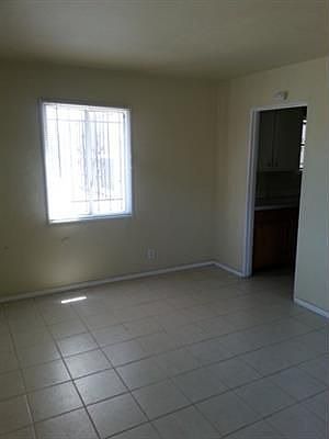 2nd image of 5833 Harmon Ave APT 1