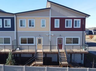 2803 14th Ave NW #2, Edmonton, AB T6T2K4