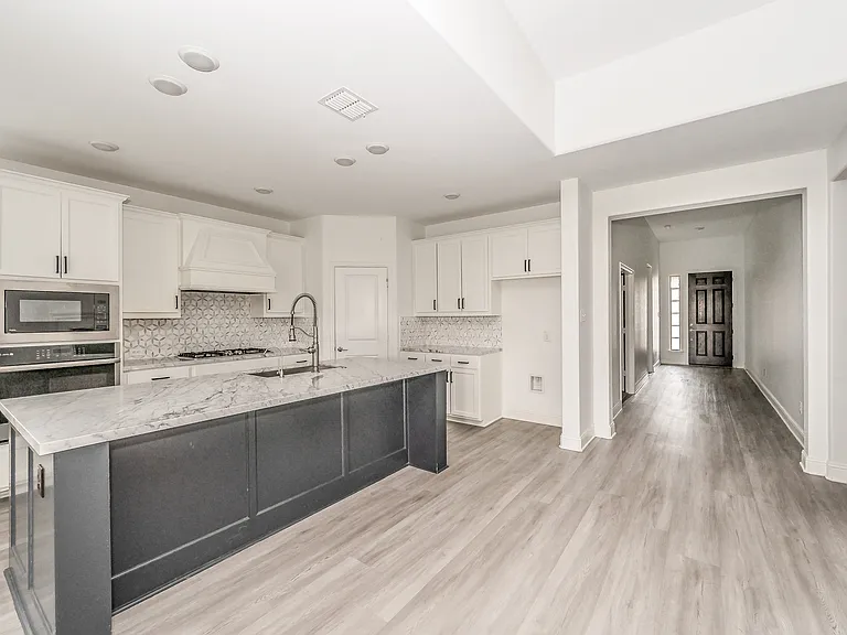 727 Mahogany Ln — Photo 26