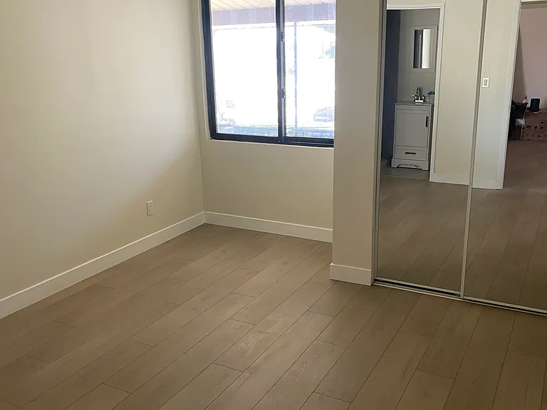 1223 W Avenue H12 — Photo 15