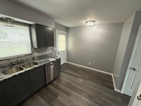 3rd image of 3523 Cleveland Ave #3517