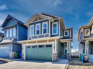 179 NE Lucas Hts NW, Calgary, AB T3P 1X4