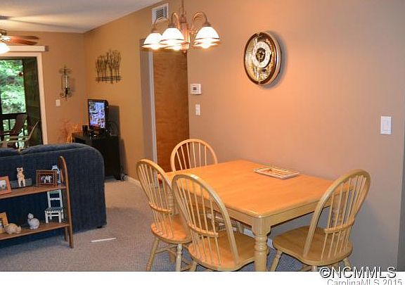 4th image of 51 Lake Dr N #8