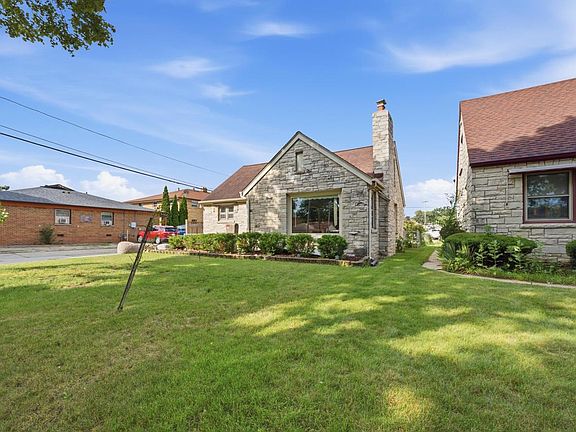3rd image of 4823 N 66th STREET