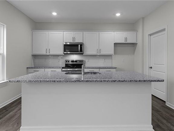 7th image of this home