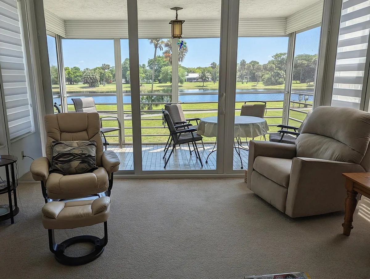 Building Photo - 804 Cypress Blvd #208