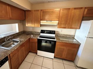 3470 Foxcroft Rd APT 102, Hollywood, FL 33025