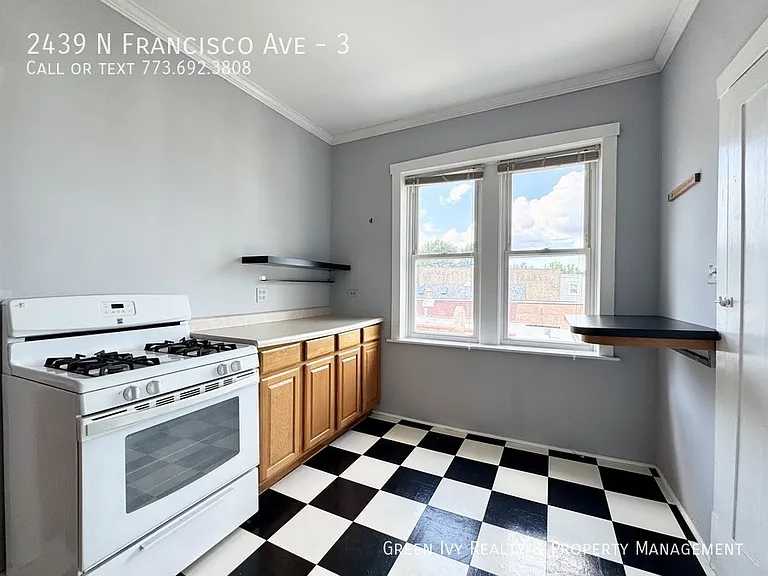 2439 N Francisco Ave #3 — Photo 12