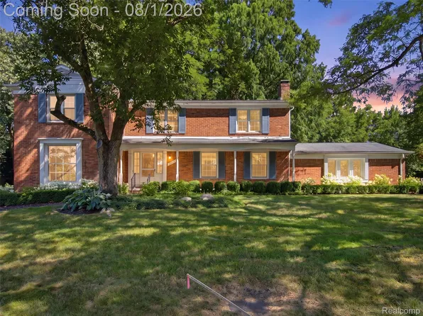 4363 Barchester Dr, Bloomfield Hills, MI 48302