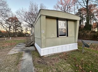 3201 Central Heights Rd #201, Goldsboro, NC 27534