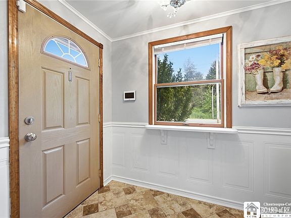 5th image of 8028 Hayes Hollow Rd