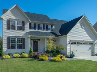 2143 Shadow Ln, Lake View, NY 14085