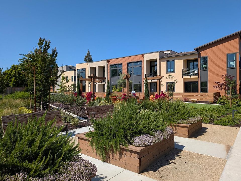 1st image of 11115 Maple Pl #30-07