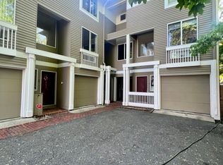 39 Dana St APT 4, Cambridge, MA 02138