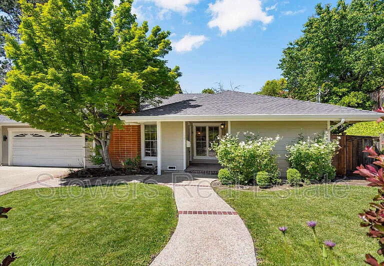 1413 Goleta Ct — Photo 3