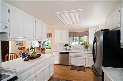 5th image of 8816 Creek Oaks Ln