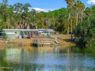 215 SARATOGA Drive, Satsuma, FL 32189