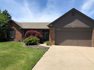 24889 Sutherland Dr, Novi, MI