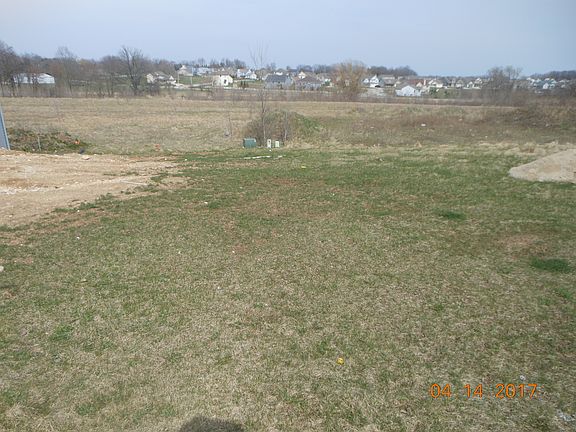 2nd image of 1530 Dovetail Dr