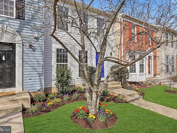 3rd image of 11407 Falcon Ridge Ct