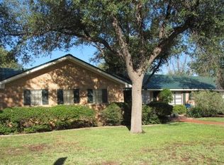2905 Rebel Dr, Midland, TX 79707