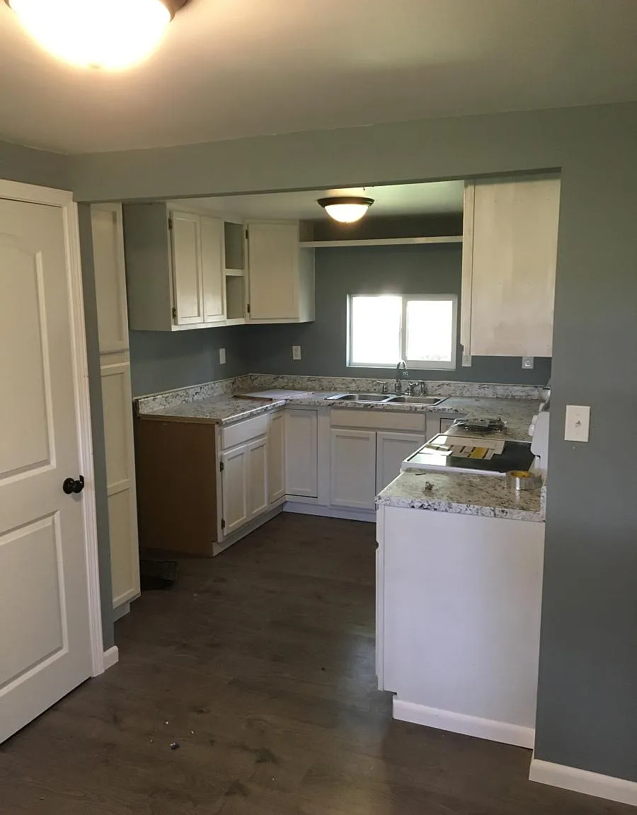5959 S Jones Street — Photo 2