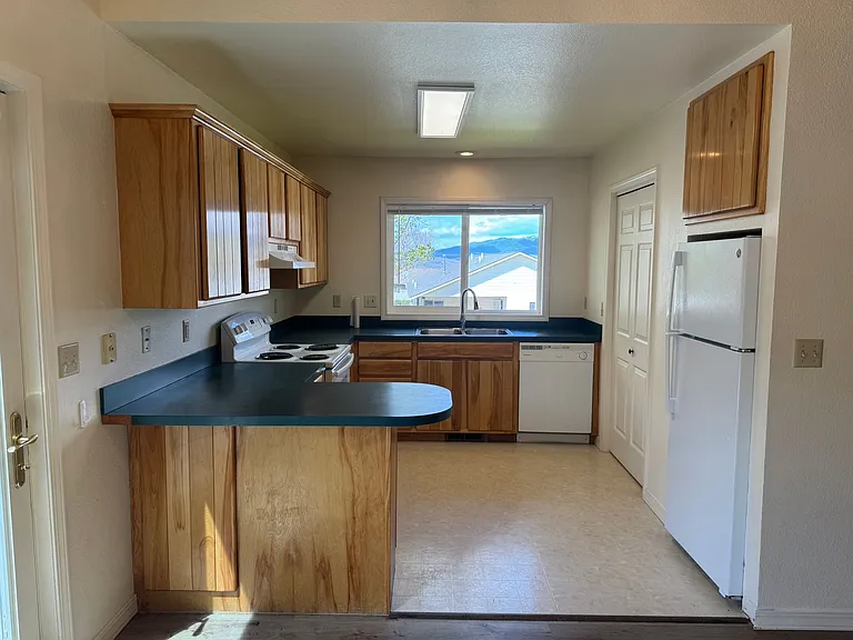 201 Grandview Way #A — Photo 8