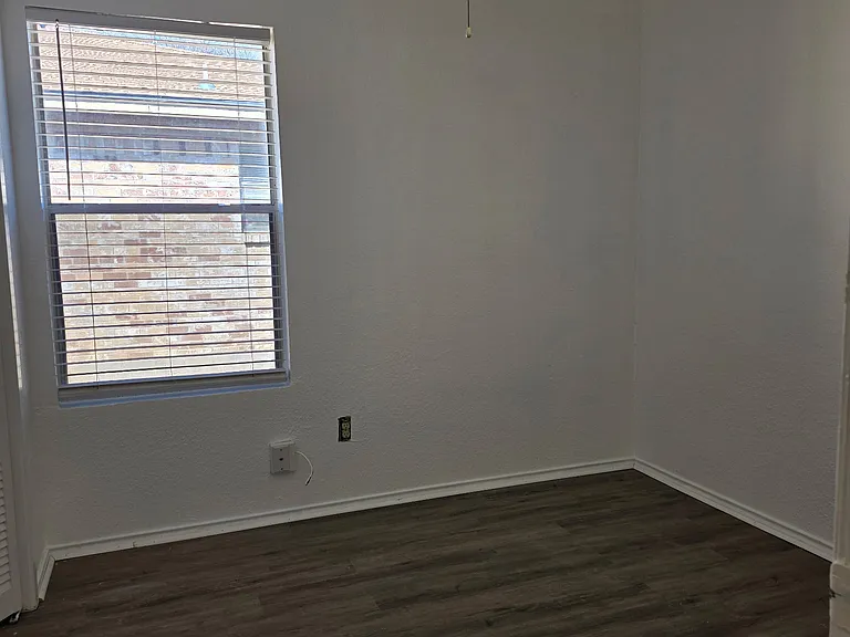 2411 Springmont Ct #2409 — Photo 18