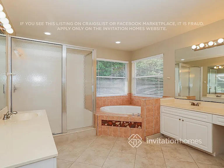 1081 Fairfax Cir W — Photo 12