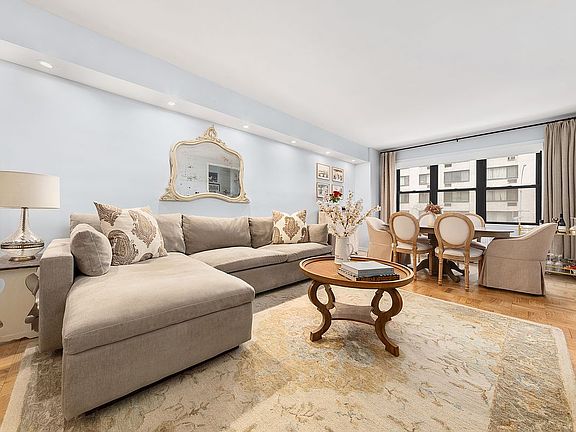 5th image of 301 E 48th St APT 2G