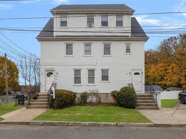 156 Yeoman Ave, Cranston, RI 02920