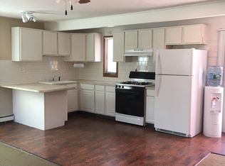 397 Nooseneck Hill Rd #B, Exeter, RI 02822