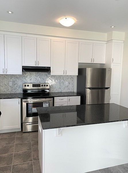 2nd image of 32 Windflower Way