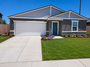 2012 Richard Ave, Sanger, CA 93657