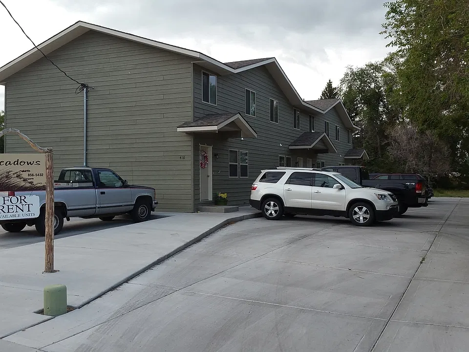 418 W Pershing