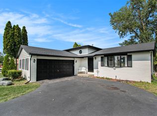 1343 Brandywine Rd, Crown Point, IN 46307