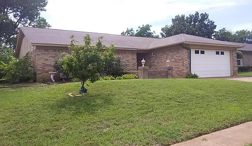 2803 Spicebush Ln Photo 1 2803 Spicebush Ln Photo 1
