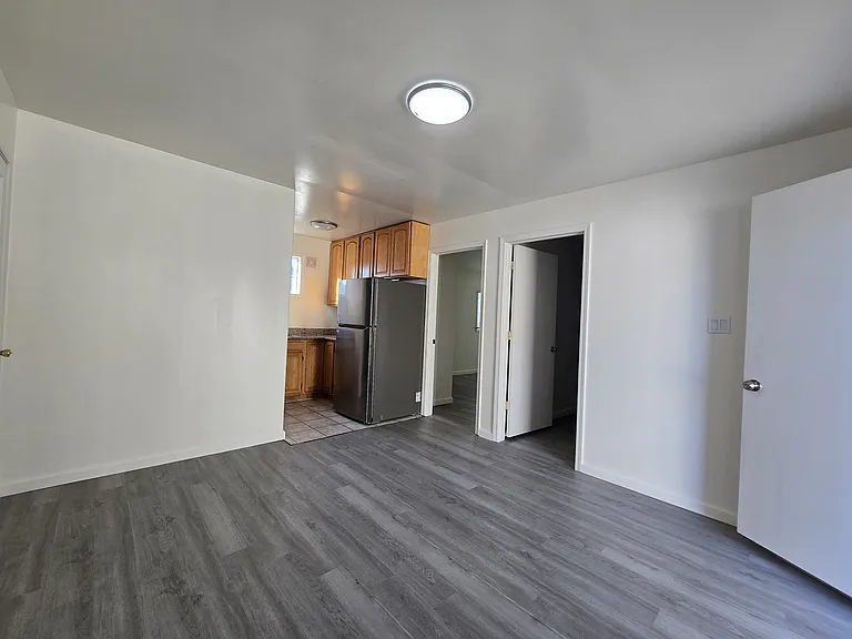 1636 Virginia St — Photo 3