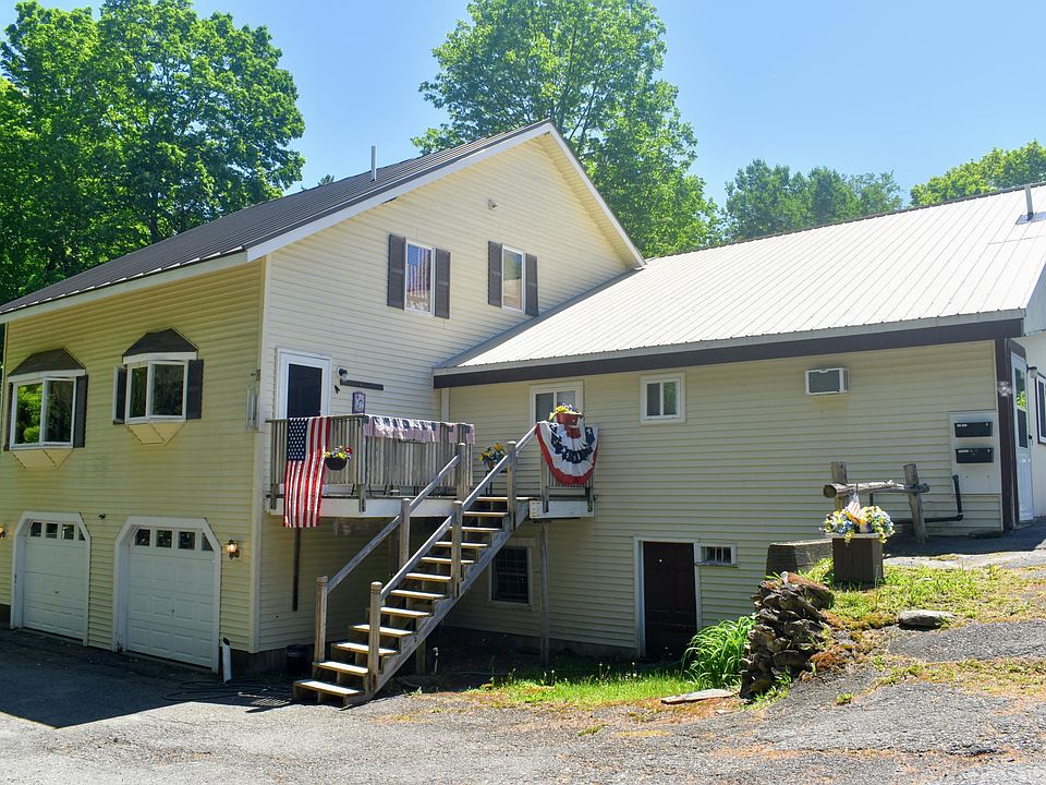 2nd image of 1106 South St
