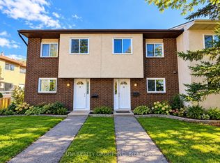 1280 Cahill Dr #8, Ottawa, ON K1V9R1