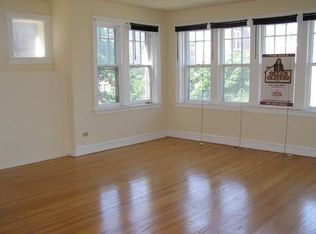 6839 S Ridgeland Ave, Chicago, IL 60649