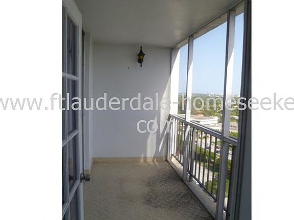 2nd image of 1351 NE Miami Gardens Dr APT 1611E