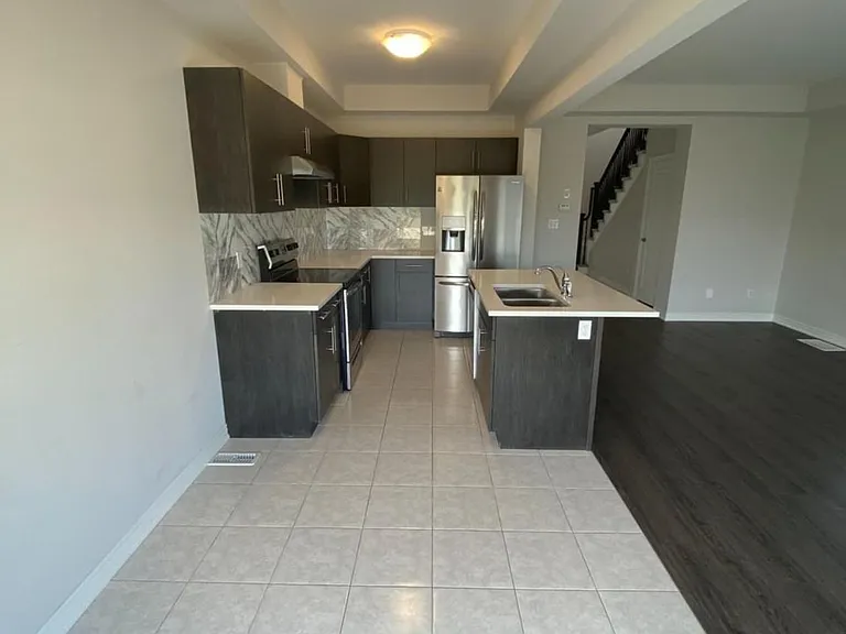 57 Sycamore St — Photo 1