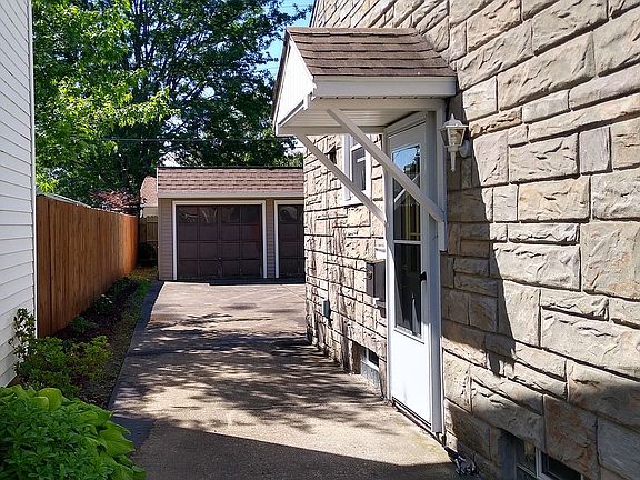 3rd image of 245 Spaulding St