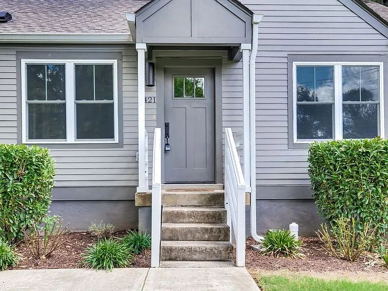 1421 Janie Ave — Photo 4