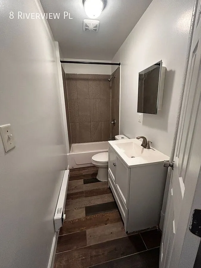 3 bed, $3,000 — Photo 4