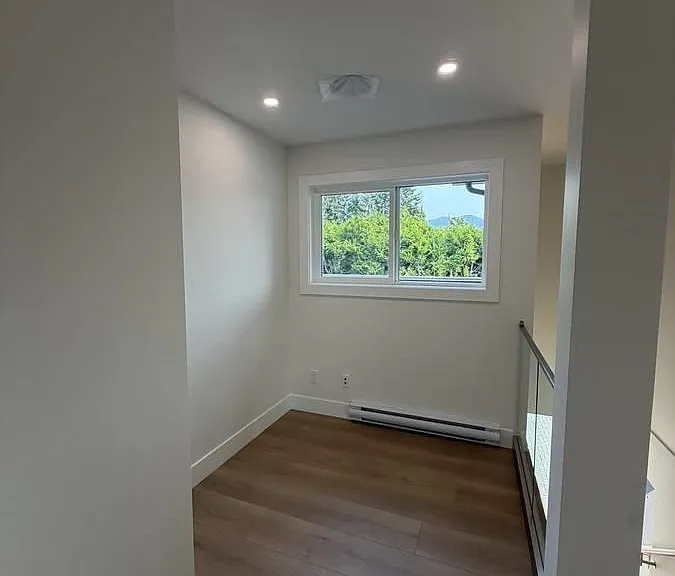 9XX Westmount Dr — Photo 12